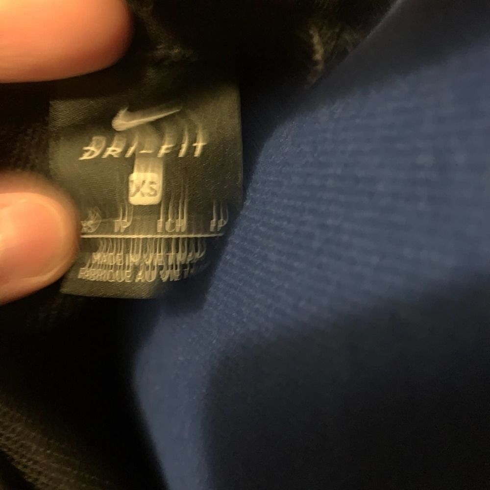 NEW Nike Dri-Fit Open Back Sweatshirt - Picture 4 of 5